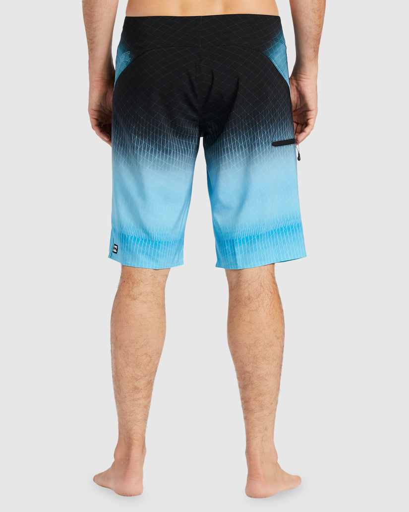 Mens Fluid Pro Performance 20" Boardshorts