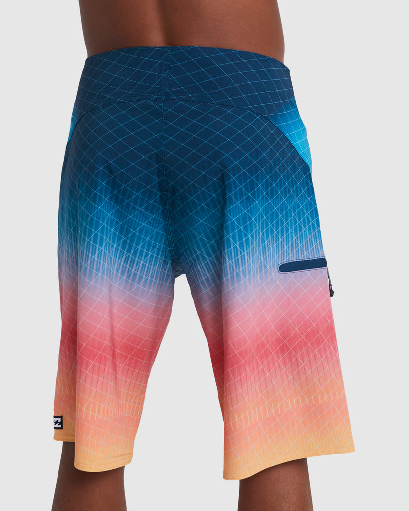 Mens Fluid Pro Performance 20" Boardshorts