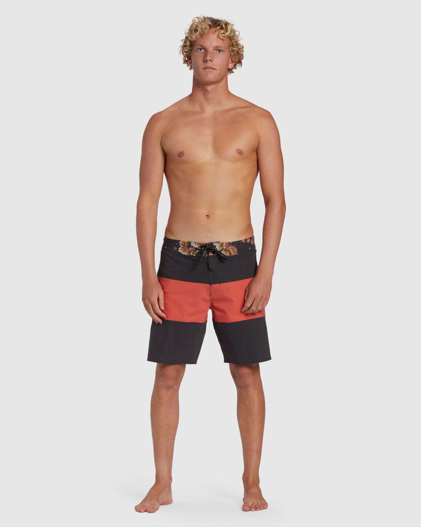 Tribong Pro Boardshorts