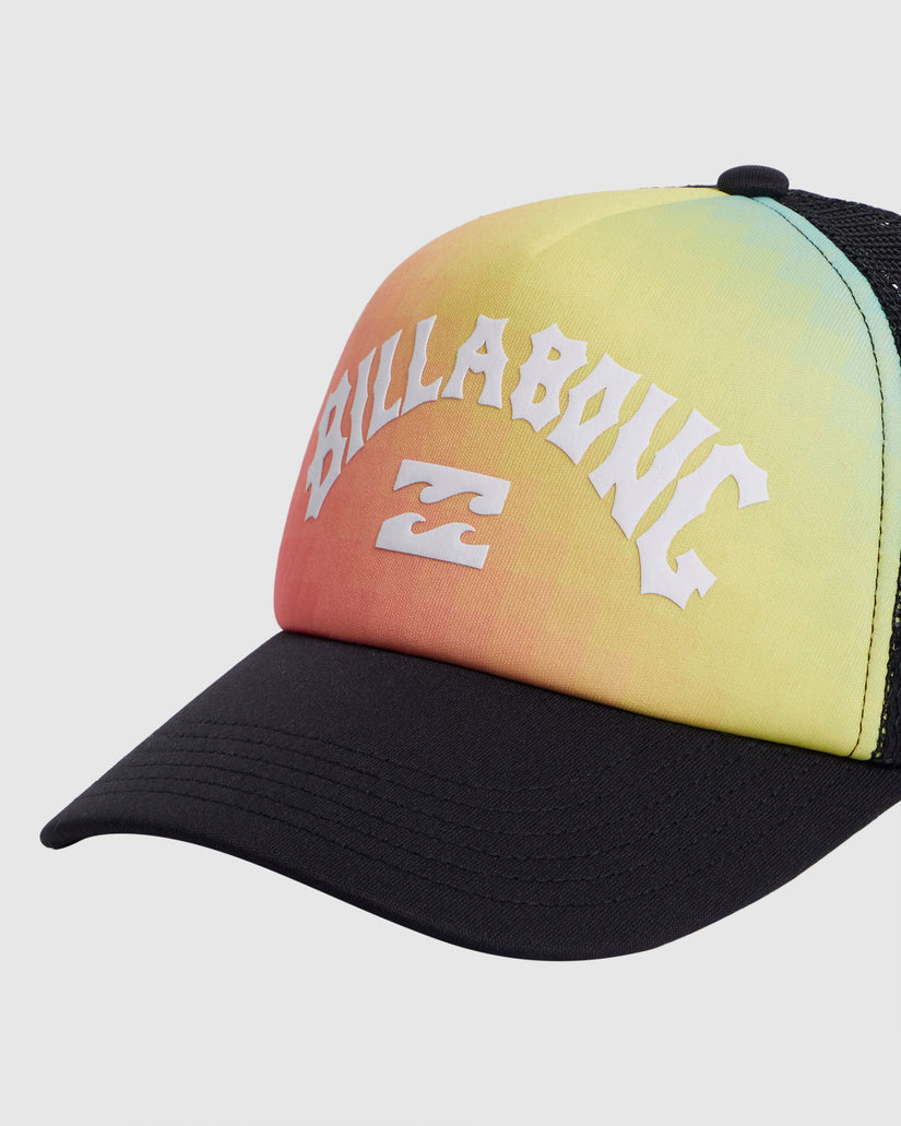 Boys 8-16 Fade Trucker Hat