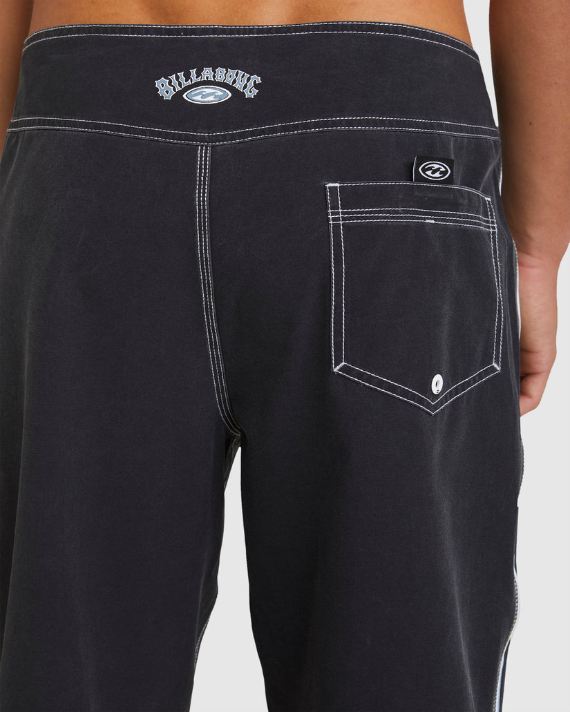 Mens Pipped Pro Boardshorts